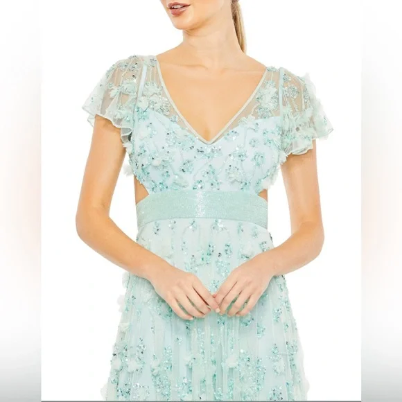 NWT-Mac Duggal 70275 Lace-Up Back Floral Appliques Dress
